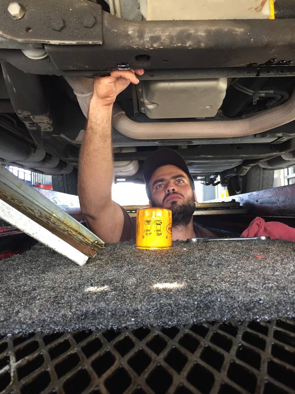 Euless Express Lube | 2740 W Euless Blvd, Euless, TX 76040, USA | Phone: (817) 571-8100 Euless Express Lube | 2740 W Euless Blvd, Euless, TX 76040, USA | Phone: (817) 571-8100