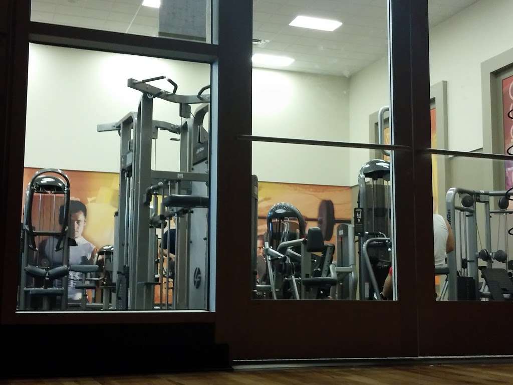 LA Fitness - 4412 N Shepherd Dr, Houston, TX 77018