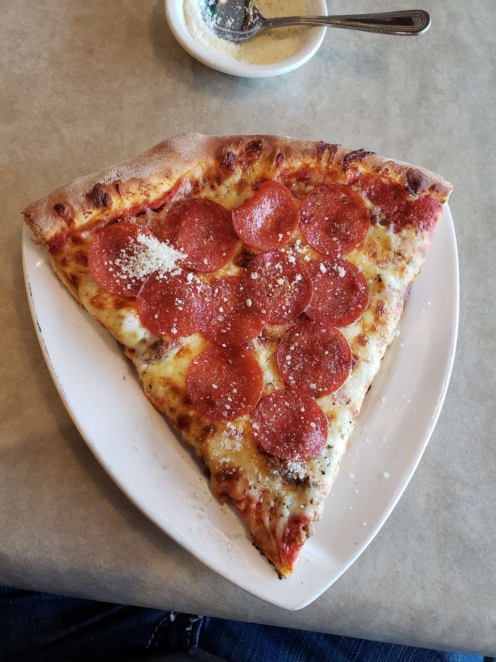 Rosatis Pizza | 1946 Gateway Center Dr, Belvidere, IL 61008, USA | Phone: (815) 544-3121