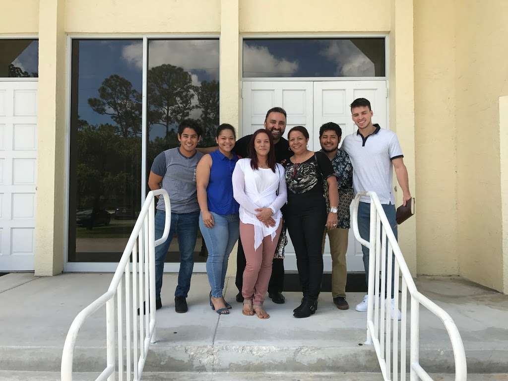 Iglesia Familiar Greenacres | 855 S Jog Rd, West Palm Beach, FL 33415, USA | Phone: (561) 650-7400