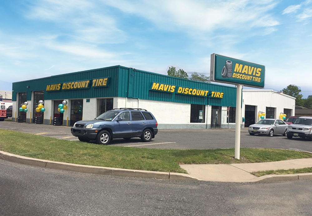 Mavis Discount Tire | 801 Shrewsbury Ave, Shrewsbury, NJ 07702, USA | Phone: (732) 941-3739