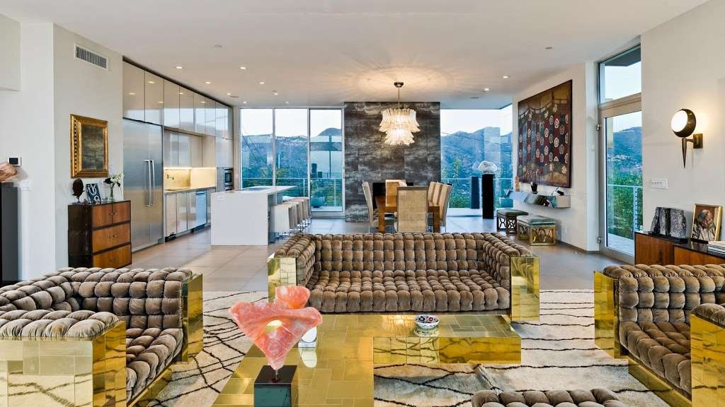 Scorpiesse | 26315 Lockwood Rd, Malibu, CA 90265, USA | Phone: (805) 341-5635