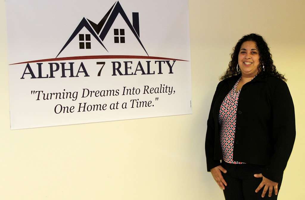 Alpha 7 Realty (Hablamos Español) | 215 W Romeo Rd, Romeoville, IL 60446, USA | Phone: (815) 782-2242