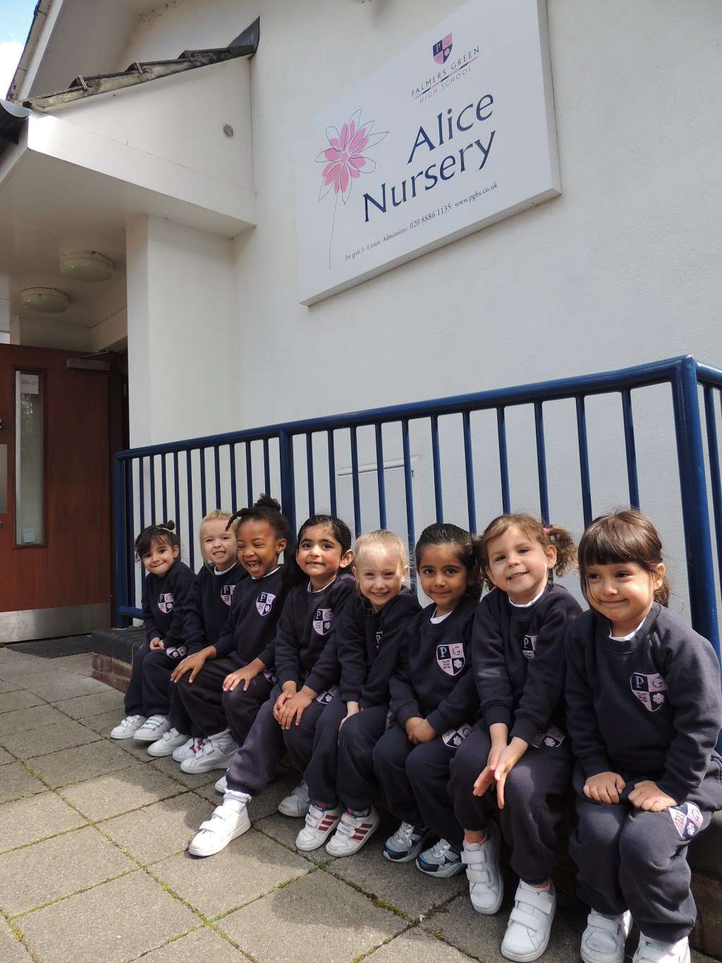 Alice Nursery | 85 Wellington Rd, Enfield EN1 2PL, UK | Phone: 020 8886 1135