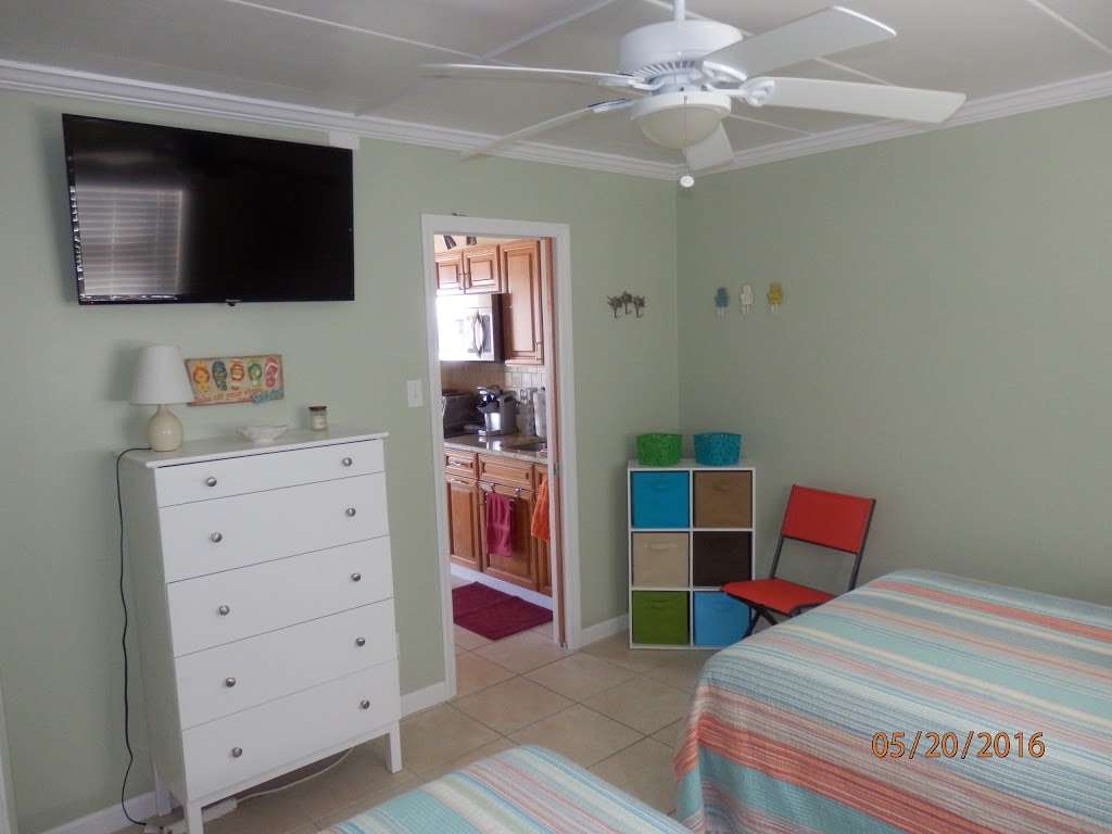 Madrid Ocean Front Condo Unit 409 Beach Front | 427 E Miami Ave #409, Wildwood Crest, NJ 08260, USA | Phone: (215) 953-0547