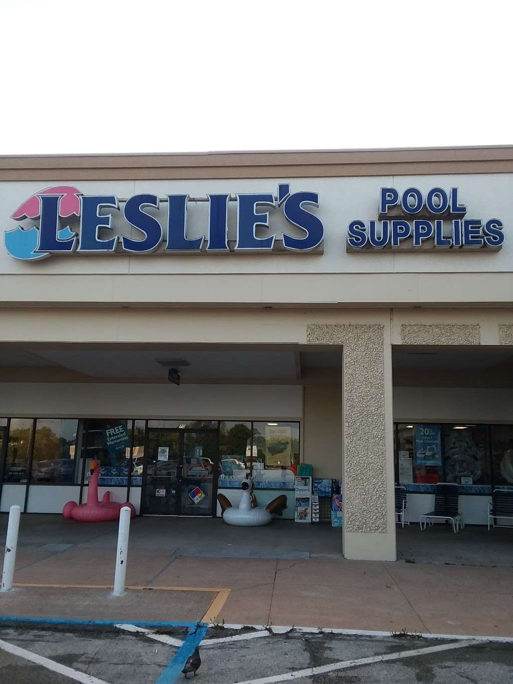 Leslies Pool Supplies, Service & Repair | 70, N Braeswood Blvd, Houston, TX 77096, USA | Phone: (713) 728-4400