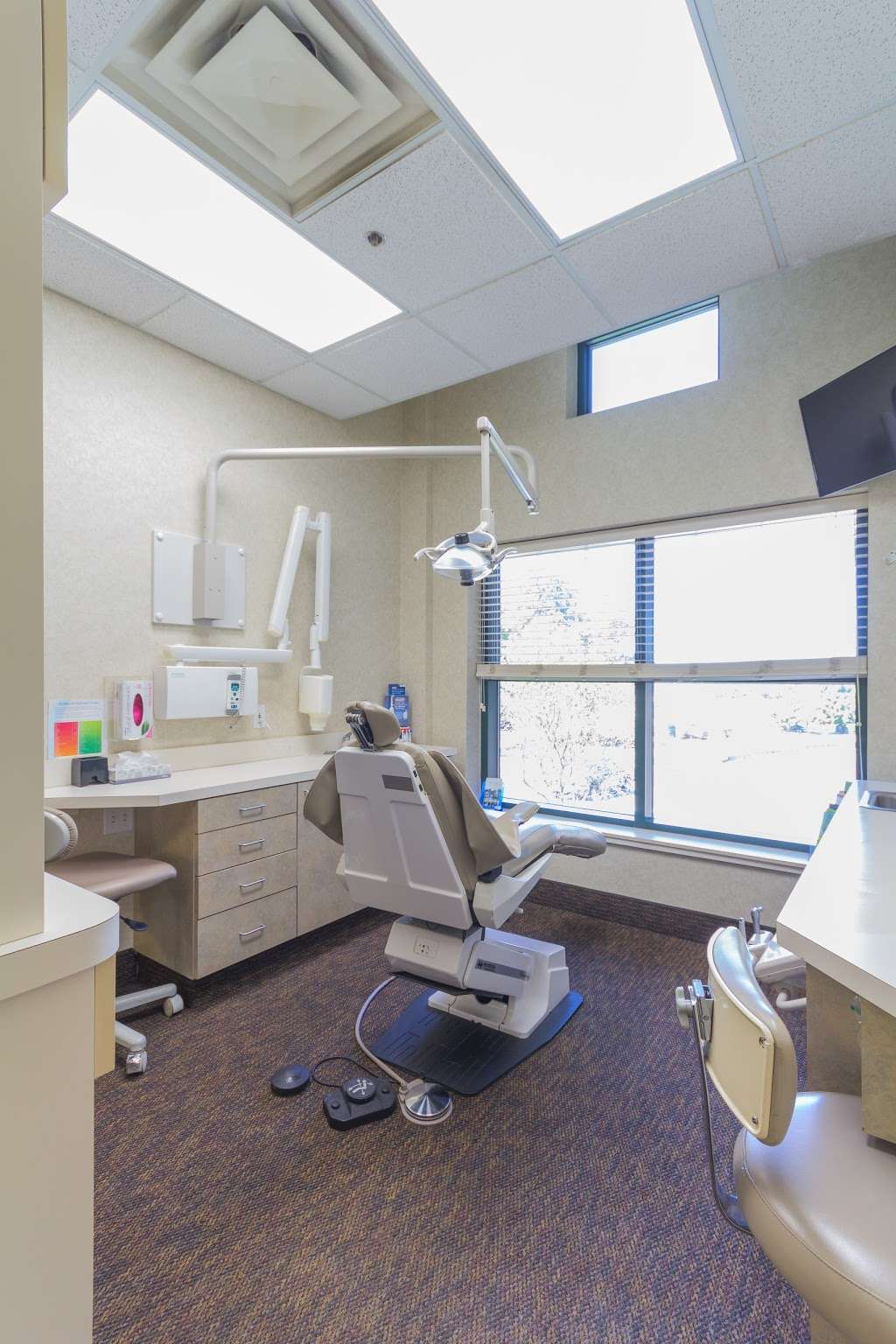 Dental Excellence | 19501 E US Hwy 40, Independence, MO 64055, USA | Phone: (816) 795-9500