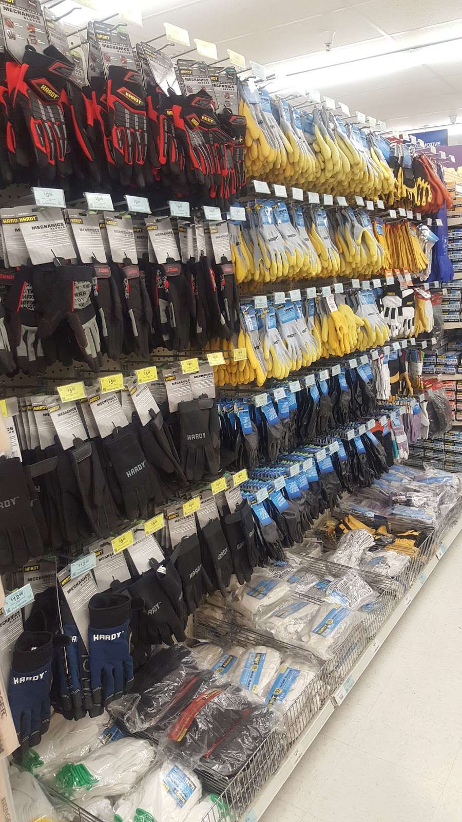 Harbor Freight Tools | 4171 Woodruff Ave, Lakewood, CA 90713, USA | Phone: (562) 425-1780