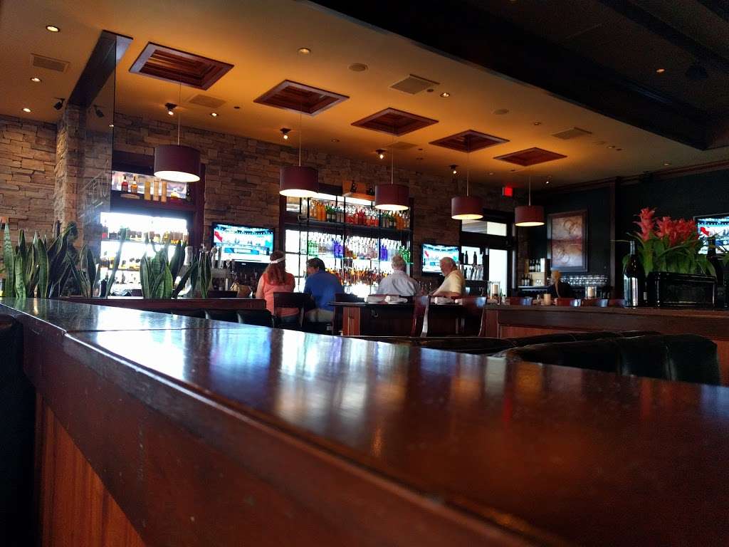 Larsens Grill | 1555 Simi Town Center Way, Simi Valley, CA 93065 | Phone: (805) 522-4800