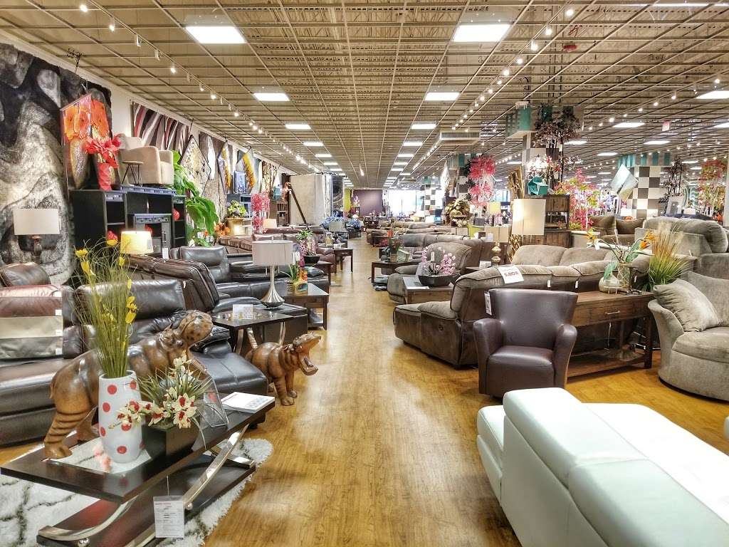 Bob’s Discount Furniture and Mattress Store | 545 S, IL-59, Aurora, IL 60504, USA | Phone: (331) 256-9270