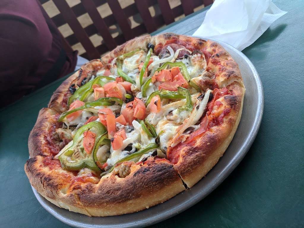 Big Js Pizza | 531 Corralitos Rd B, Watsonville, CA 95076 | Phone: (831) 786-0100