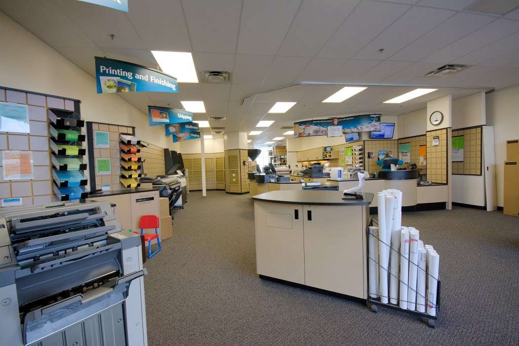 The UPS Store | 13725 Metcalf Ave, Overland Park, KS 66223, USA | Phone: (913) 851-7711