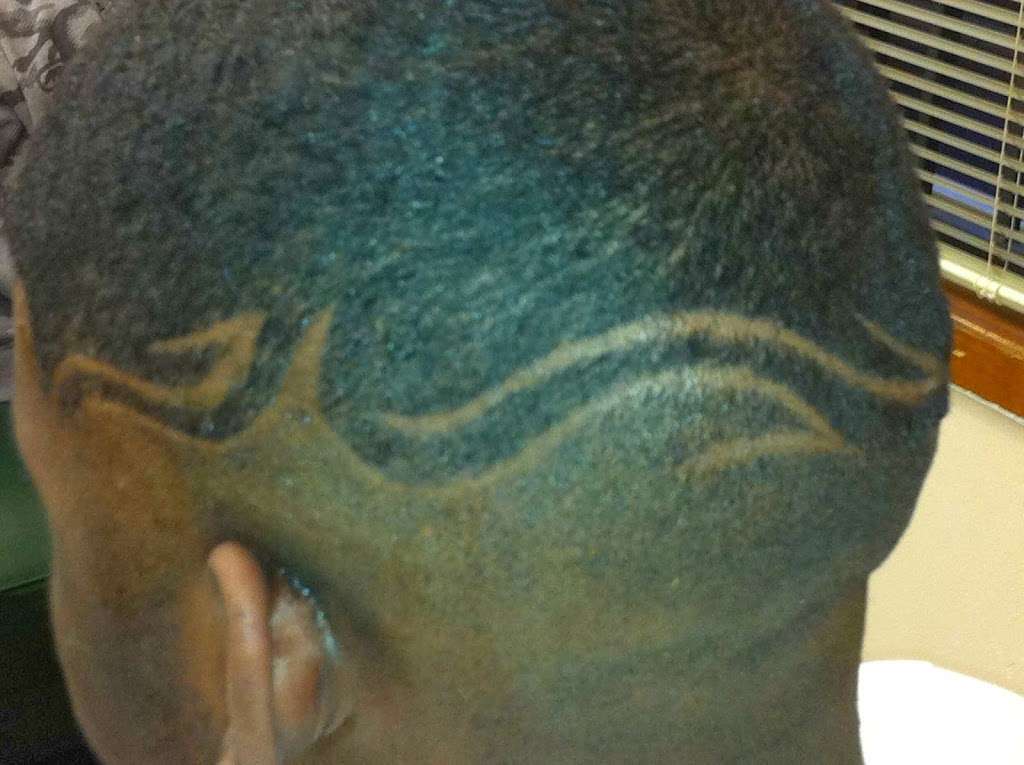 Great Cutz | 920 N Hwy 67, Cedar Hill, TX 75104, USA | Phone: (972) 293-7744