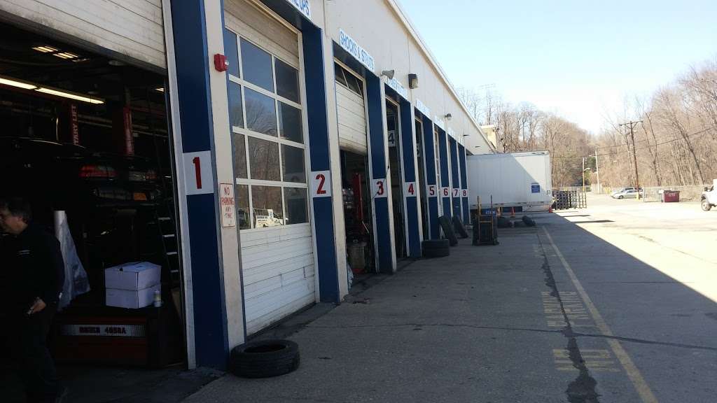 Tire Warehouse, Inc. | 5 Warehouse Ln, Elmsford, NY 10523, USA | Phone: (914) 592-4900