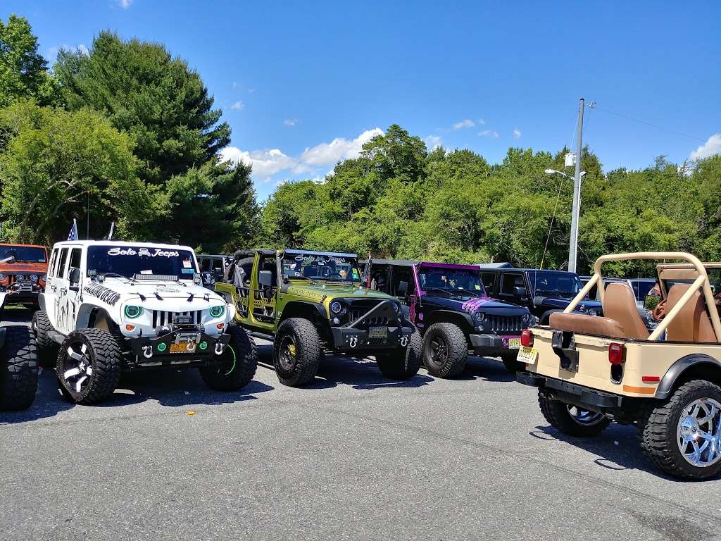 Uncle Rickys Outdoor Bar | 470 Wheat Rd, Vineland, NJ 08360, USA | Phone: (856) 691-4454
