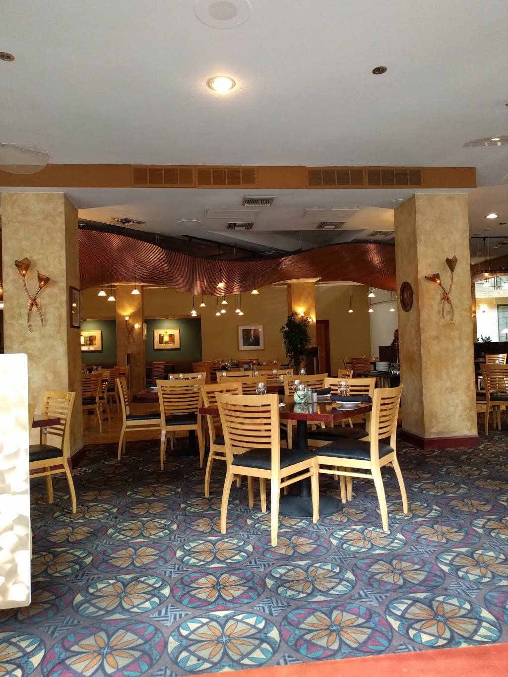 Omaha Steakhouse & Lounge | 2630 E Camelback Rd, Phoenix, AZ 85016, USA | Phone: (602) 553-8970