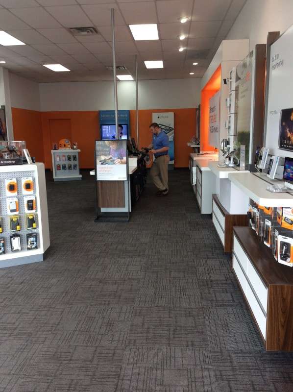 AT&T Store | 10485 N Michigan Rd #100, Carmel, IN 46032, USA | Phone: (317) 415-0810