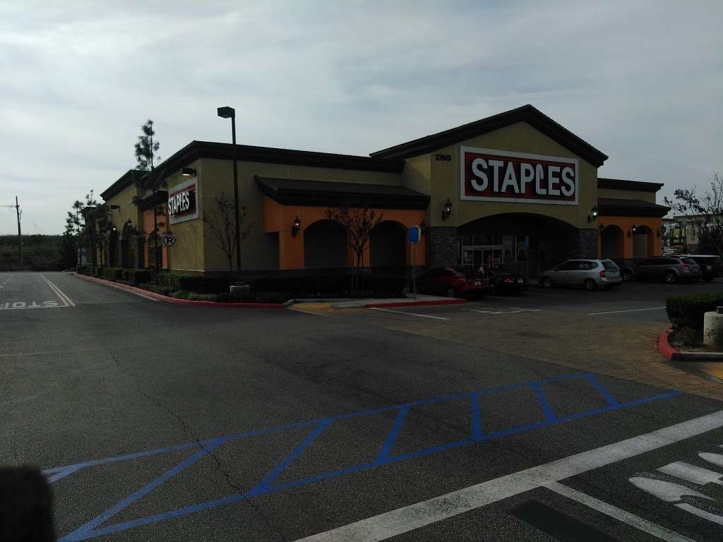 Staples | 27945 Greenspot Rd, Highland, CA 92346, USA | Phone: (909) 863-1274