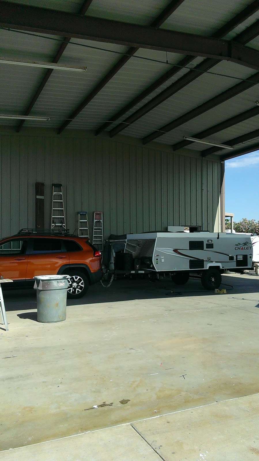 Vans RV Trailer Company | 11565 W Bell Rd, Surprise, AZ 85378 | Phone: (623) 977-1292