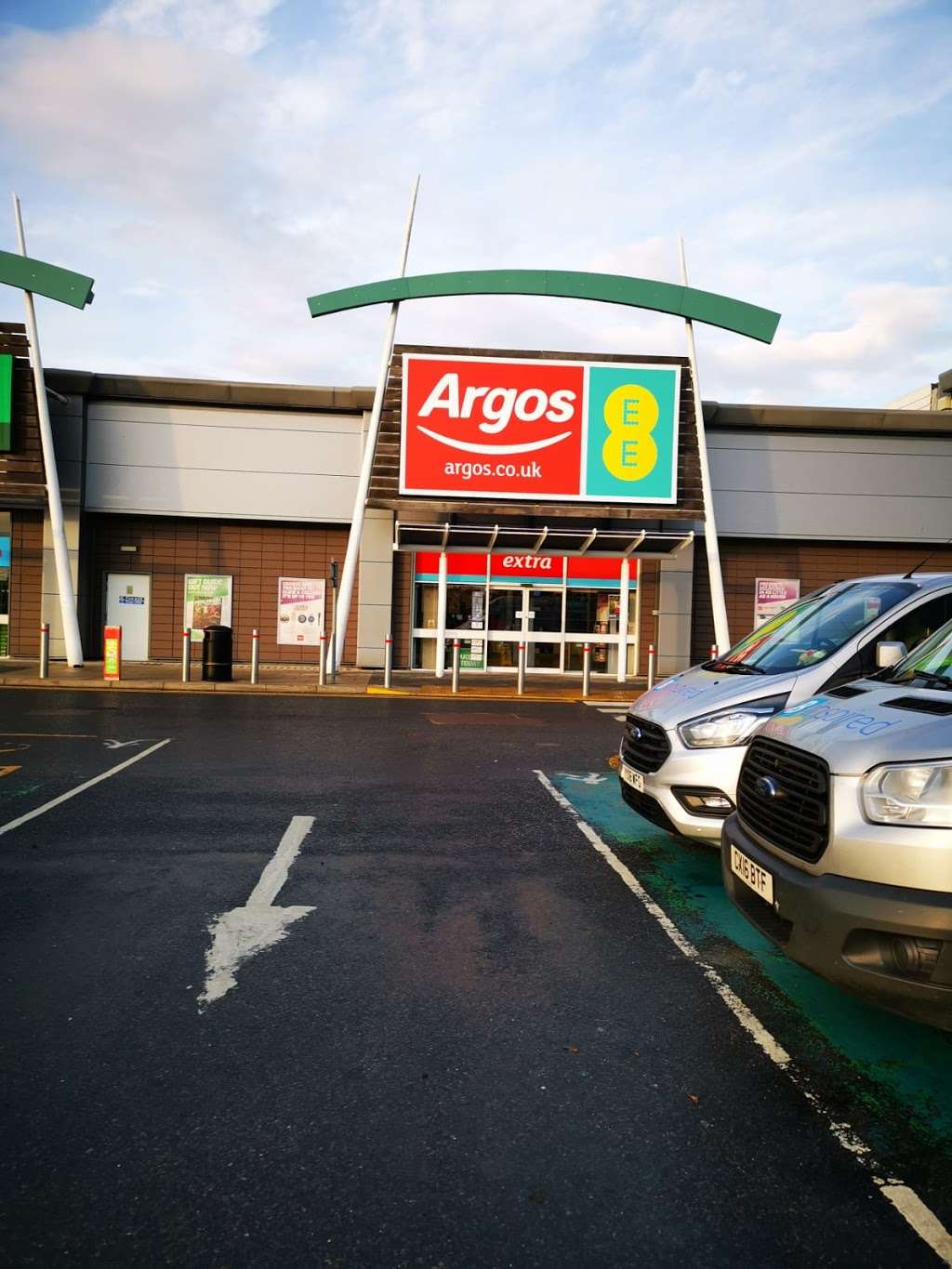 Argos Basildon Pipps Hill | E, Pipps Hill Retail Park, Miles Gray Rd, Basildon SS14 3AF, UK | Phone: 0345 165 7506