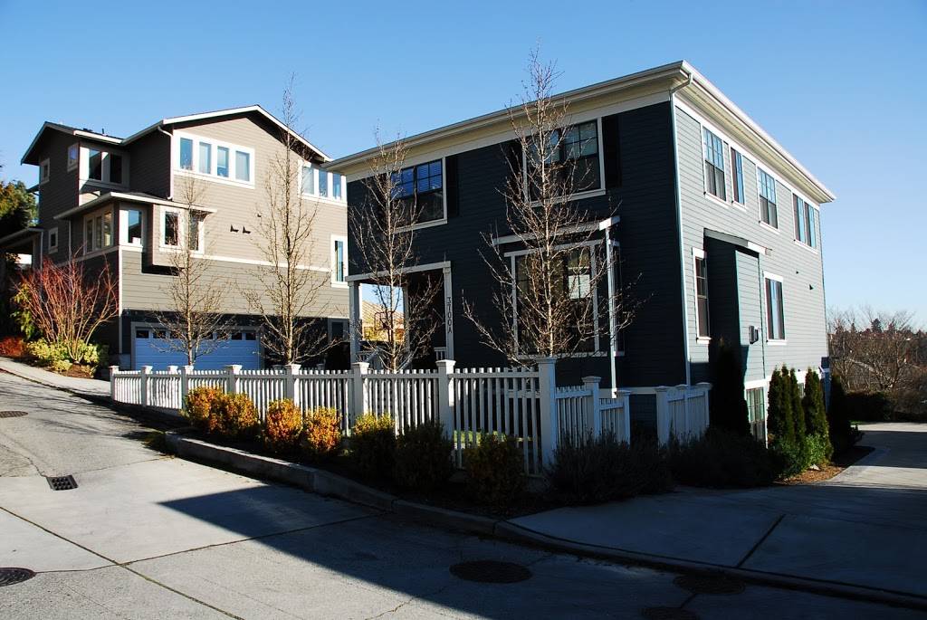 Magnolia Homes | 10700 Meridian Ave N #504, Seattle, WA 98133, USA | Phone: (206) 850-8841