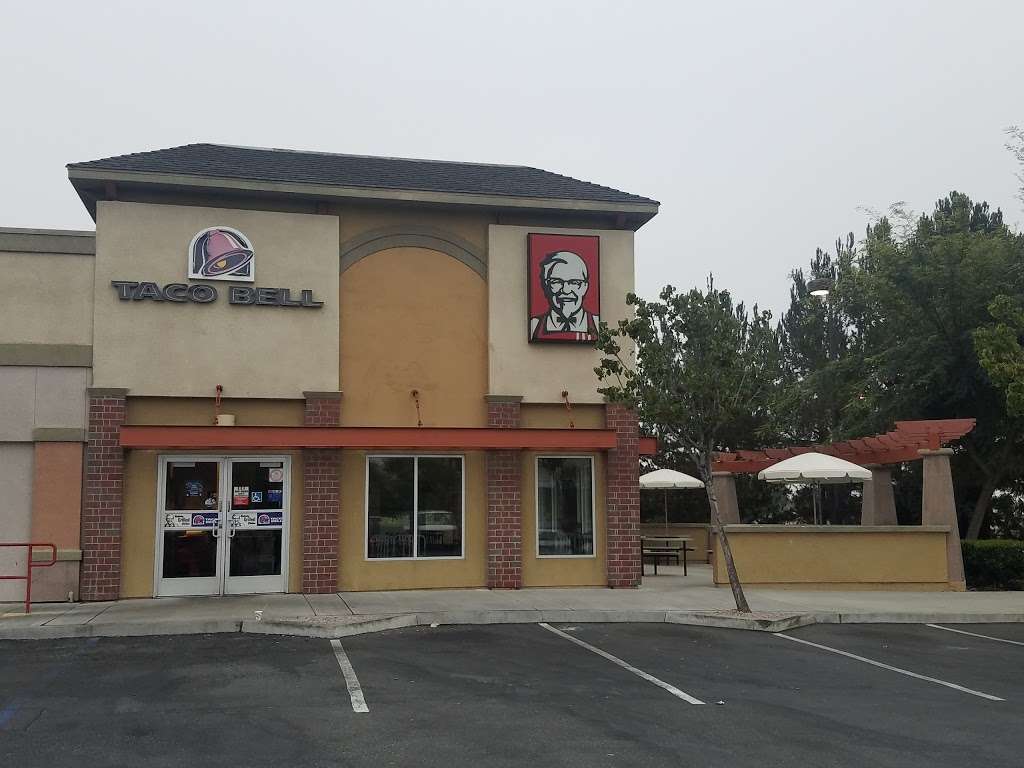 KFC | 1889 W Malvern Ave, Fullerton, CA 92833 | Phone: (714) 773-9588