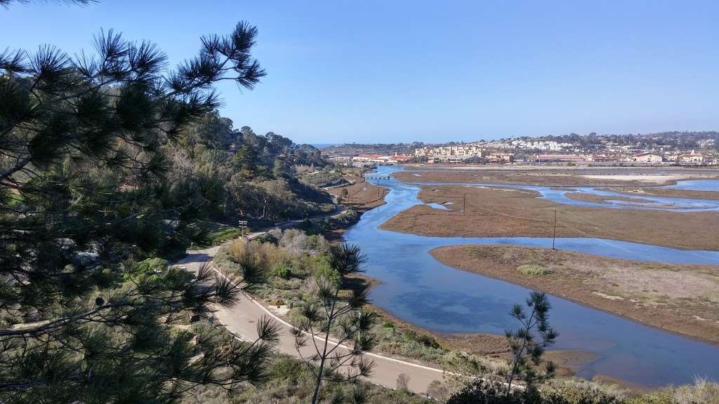Crest Canyon Park | 2250 Del Mar Heights Rd, San Diego, CA 92130
