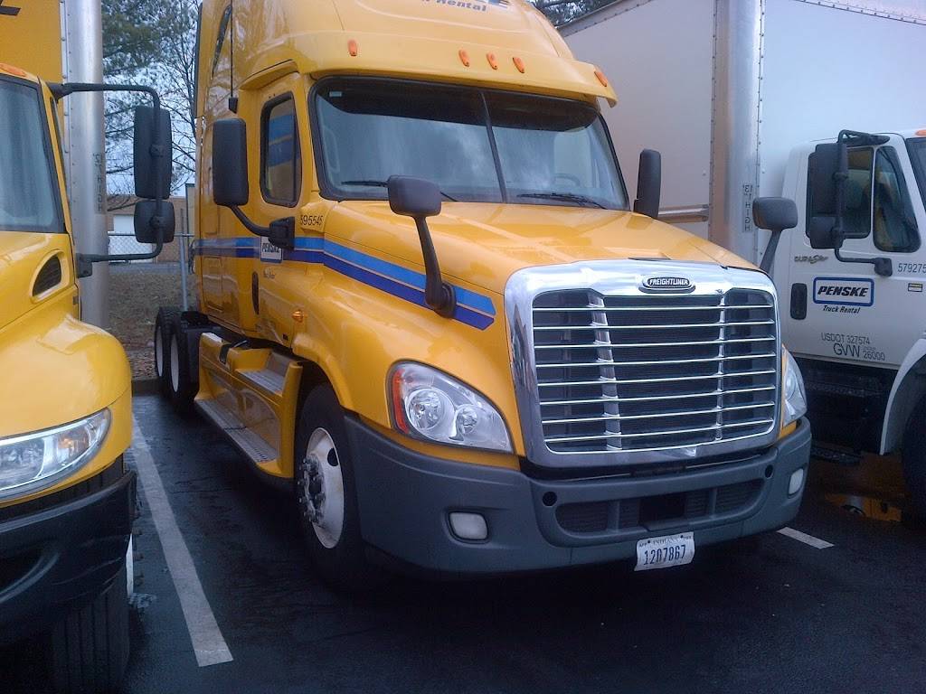 Penske Truck Rental | 5 Nashua Ct, Essex, MD 21221, USA | Phone: (410) 687-5900