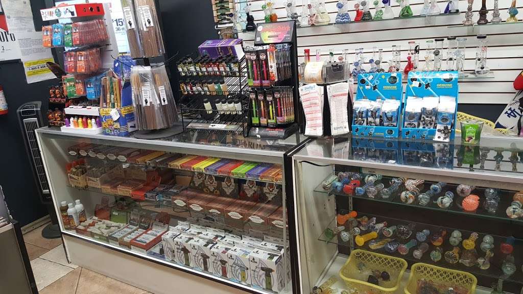 Cloudy Daze Smoke Shop | 25042 Filaree Ave, Moreno Valley, CA 92551 | Phone: (909) 784-7144