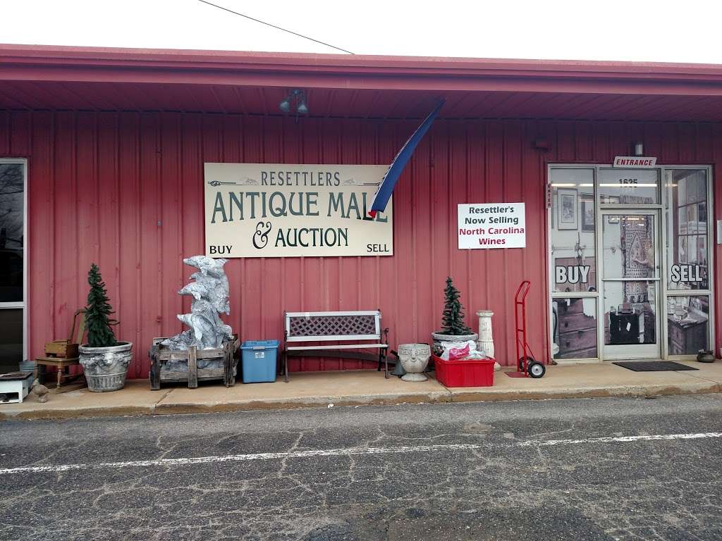 Resettlers Antique Mall | 1635 Salisbury Rd, Statesville, NC 28677, USA | Phone: (704) 872-6211