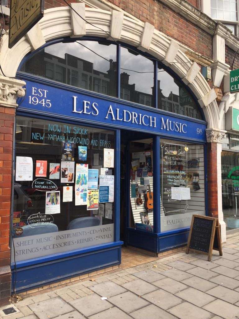 Les Aldrich Music | 98 Fortis Green Rd, London N10 3HN, UK | Phone: 020 8883 5631