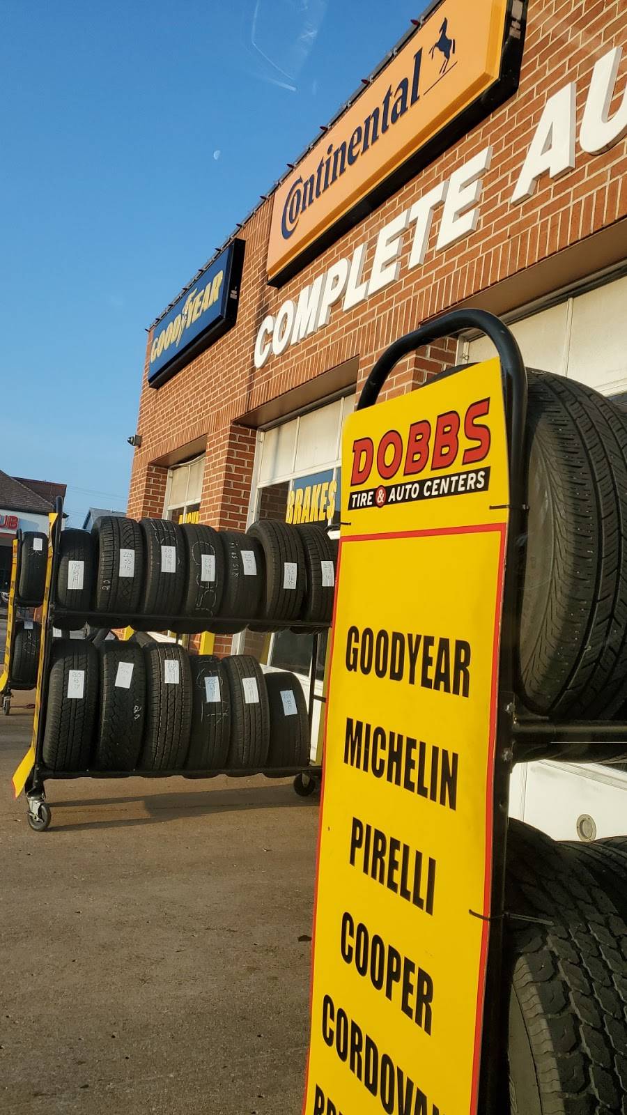 Dobbs Tire & Auto Centers | 537 Howdershell Rd, Florissant, MO 63031, USA | Phone: (314) 830-3636