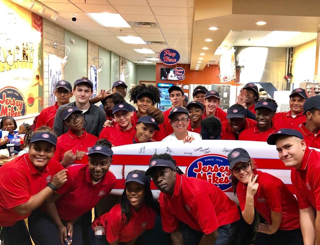 Jersey Mikes Subs | 8971 Ox Rd #190, Lorton, VA 22079, USA | Phone: (703) 646-4087