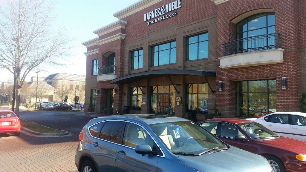 Barnes Noble Book Store 4020 Sharon Rd Charlotte Nc 28211 Usa