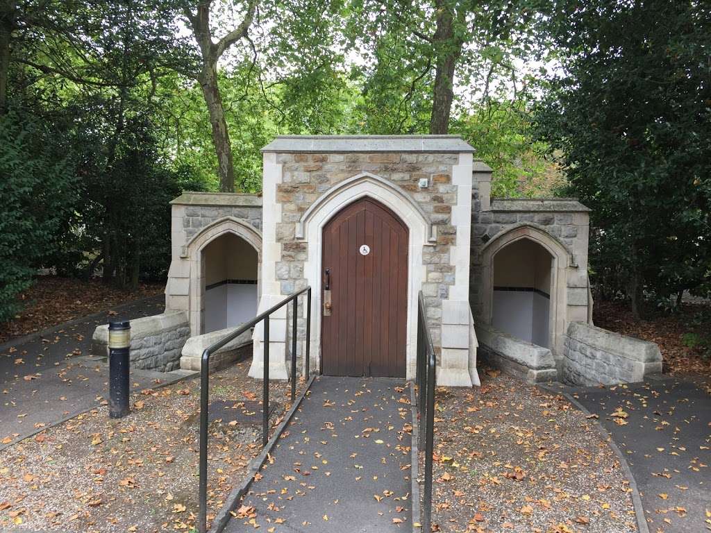 City of London Cemetery Church | London E12 5EN, UK