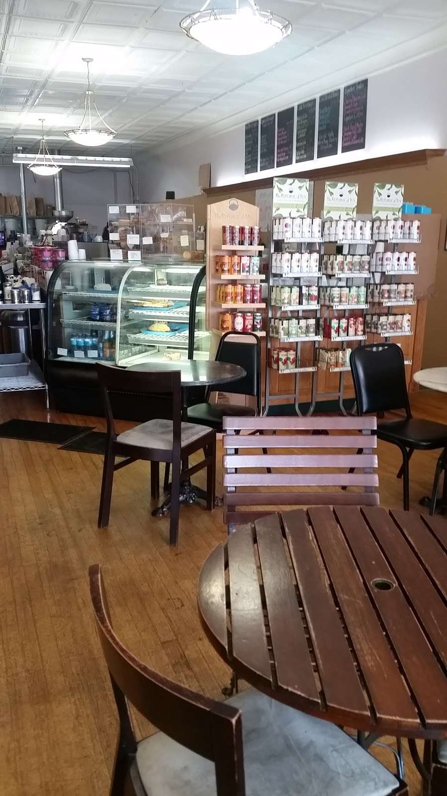 Wilsons Coffee & Tea | 3306 Washington Ave, Racine, WI 53405, USA | Phone: (262) 634-6611