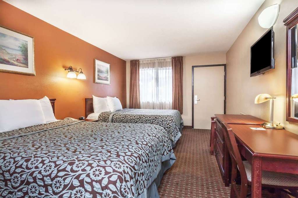 Days Inn by Wyndham Elkton Newark Area | 311 Belle Hill Rd, Elkton, MD 21921 | Phone: (410) 392-5010