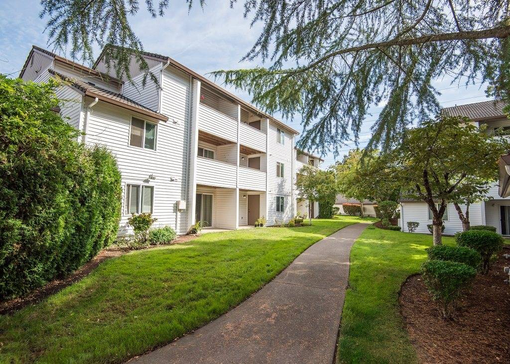 Elmonica Court Apartments | 1248 SW Kiley Way, Beaverton, OR 97006, USA | Phone: (844) 526-4609