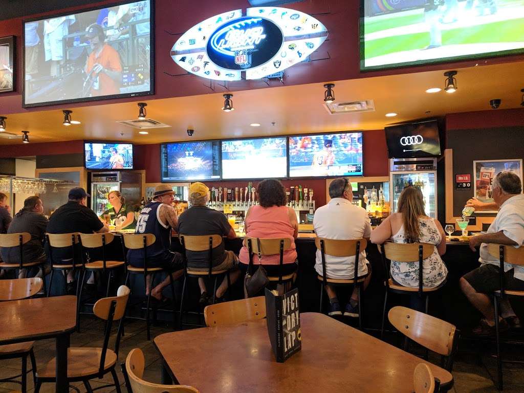 Buffalo Wild Wings | 6051 Lone Tree Way, Brentwood, CA 94513, USA | Phone: (925) 240-7481