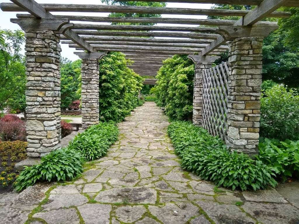 Frame Park Formal Gardens | 1150 Frame Park Dr, Waukesha, WI 53186, USA | Phone: (262) 524-3737