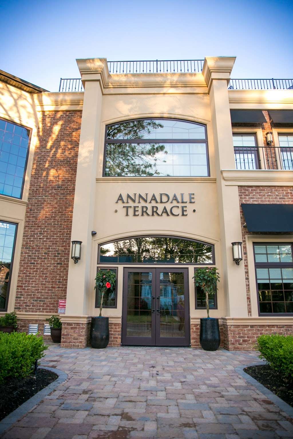 Annadale Terrace | 801 Annadale Rd, Staten Island, NY 10312, USA | Phone: (718) 967-5900