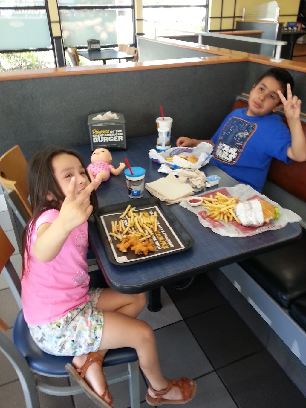 Carls Jr. | 611 Douglas Dr, Oceanside, CA 92058, USA | Phone: (760) 967-0371