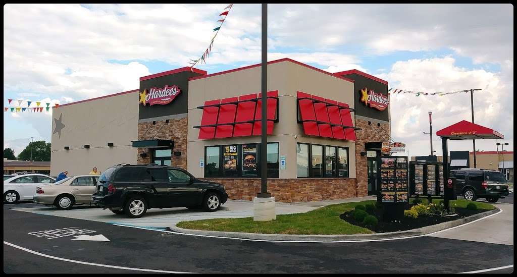 Hardees | 5627 S Scatterfield Rd, Anderson, IN 46013, USA | Phone: (765) 649-9247