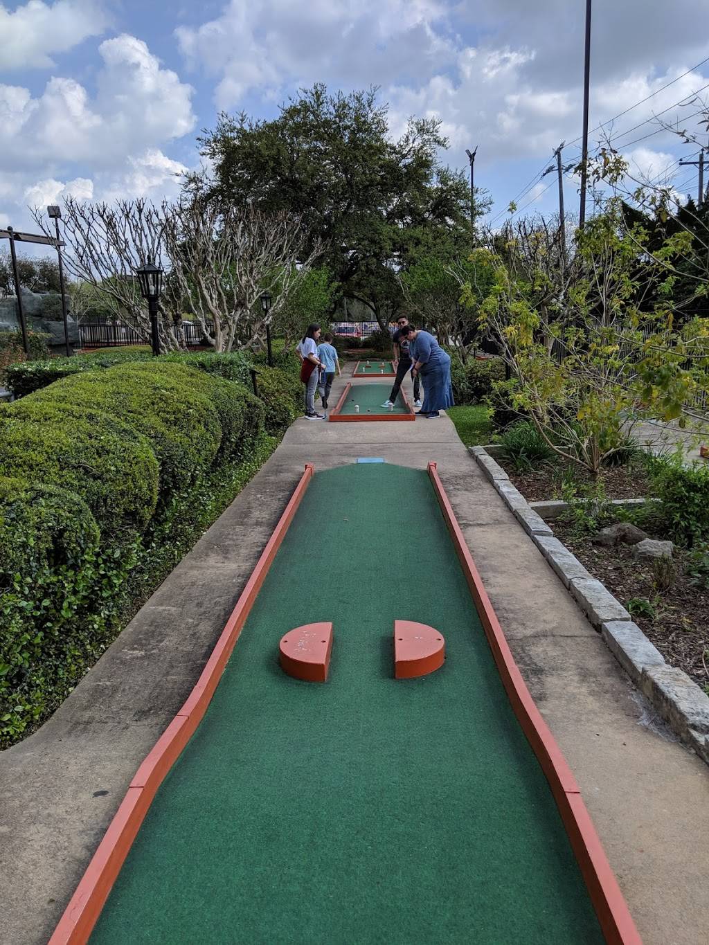 Putt-Putt FunHouse | 806 E NASA Pkwy, Webster, TX 77598, USA | Phone: (281) 333-0579