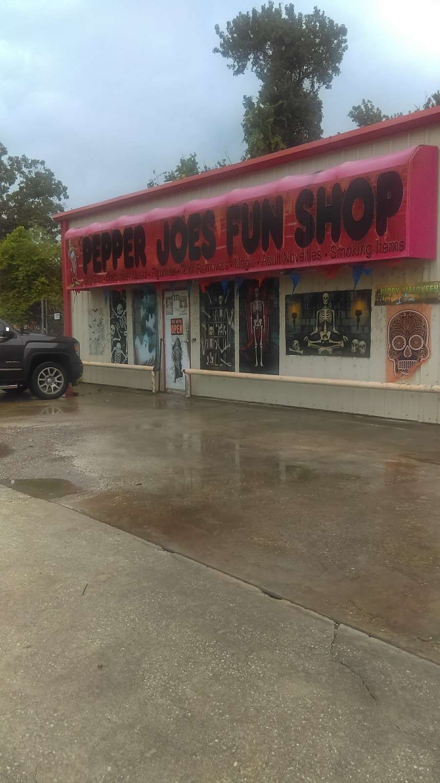 Pepper Joes Fun Shop | 232 Dell Dale St, Channelview, TX 77530 | Phone: (713) 453-2631