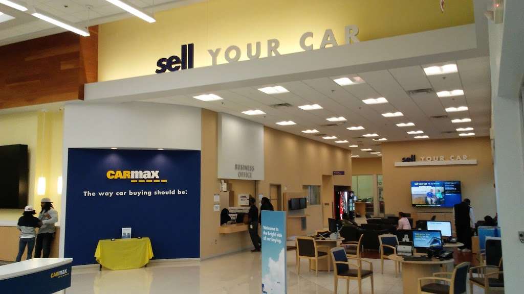 CarMax 7700 Matapeake Business Dr, Brandywine, MD 20613, USA