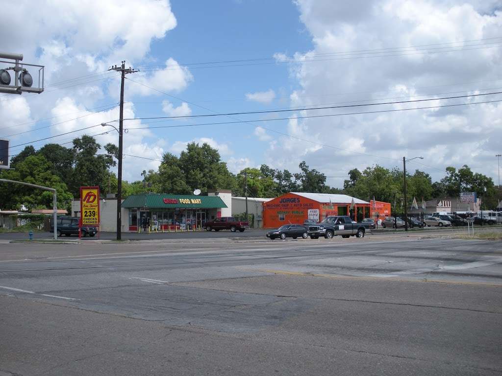 Griggs Food Mart | 6303 Griggs Rd, Houston, TX 77023, USA | Phone: (713) 643-4616