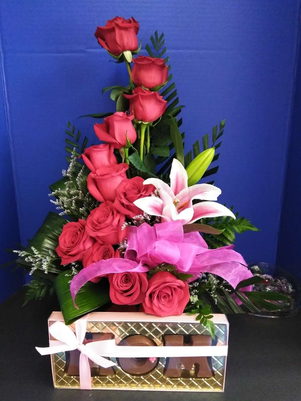 Sunlight Flower Shop | 8901 Bergenwood Ave, North Bergen, NJ 07047, USA | Phone: (201) 662-7174
