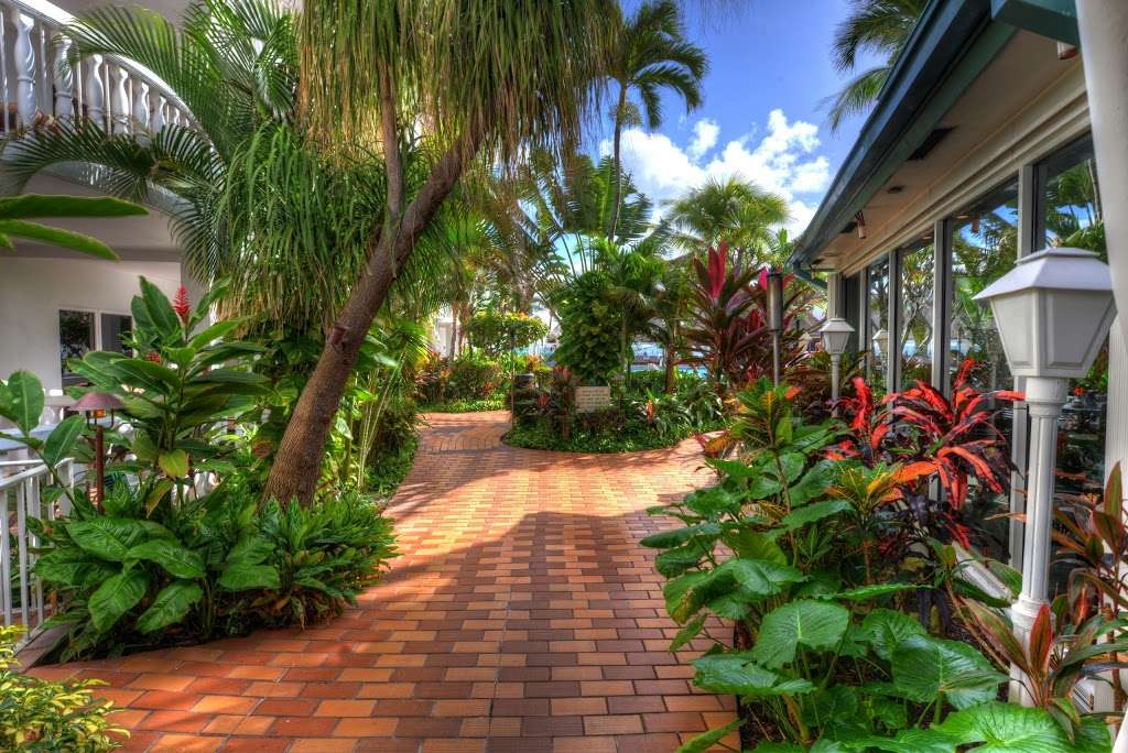 Beachcomber Resort And Villas | 1200 S Ocean Blvd, Pompano Beach, FL 33062, USA | Phone: (954) 941-7830