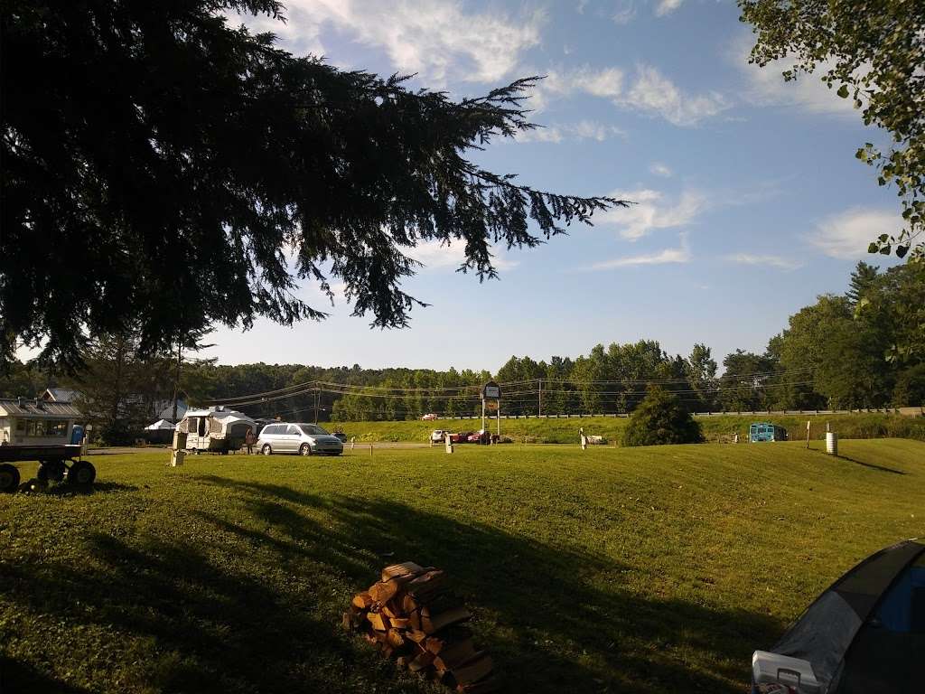 Redbarn Jamboree & RV Park | 71 Parkview Rd, Nashville, IN 47448, USA | Phone: (812) 988-2429